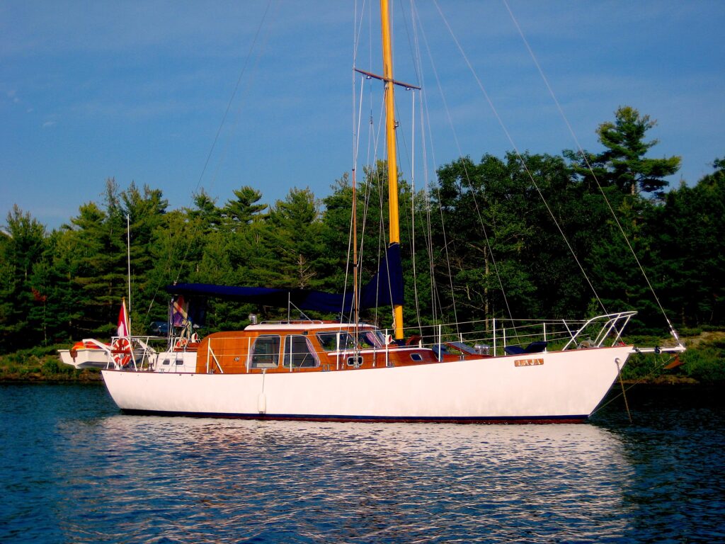 hylas 42 sailboat data